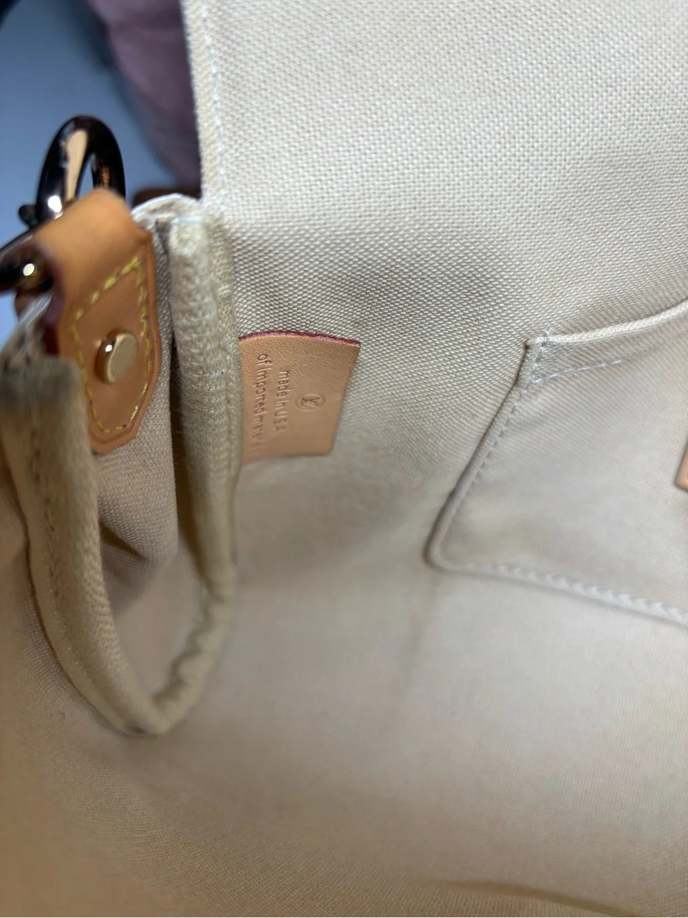 Louis Vuitton Damier Azur Favorite MM - Picture 6 of 13